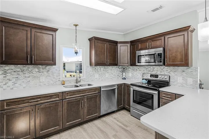 3121 Binnacle Ln, St. James City, Florida 33956