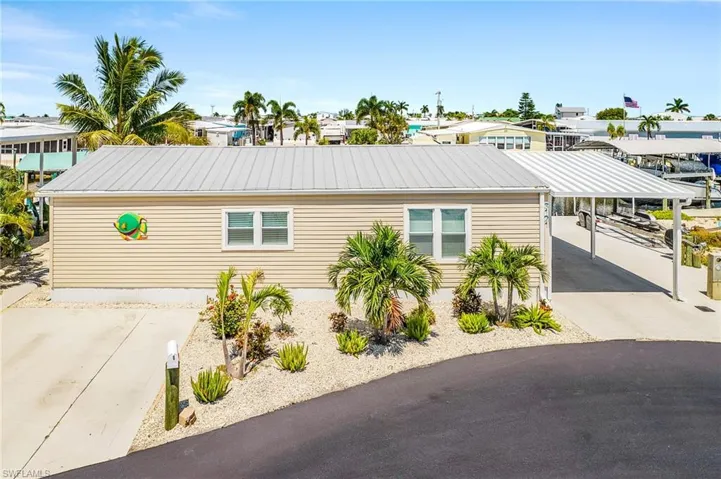 3121 Binnacle Ln, St. James City, Florida 33956