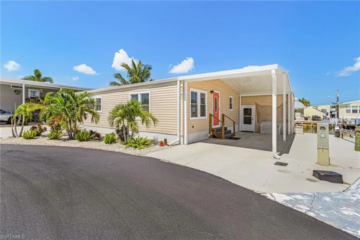 3121 Binnacle Ln, St. James City, Florida 33956