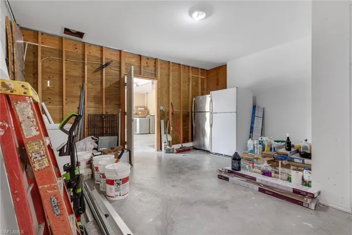 160 19th St Sw, Naples, Florida 34117