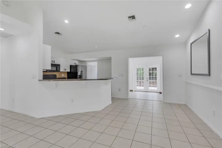 160 19th St Sw, Naples, Florida 34117