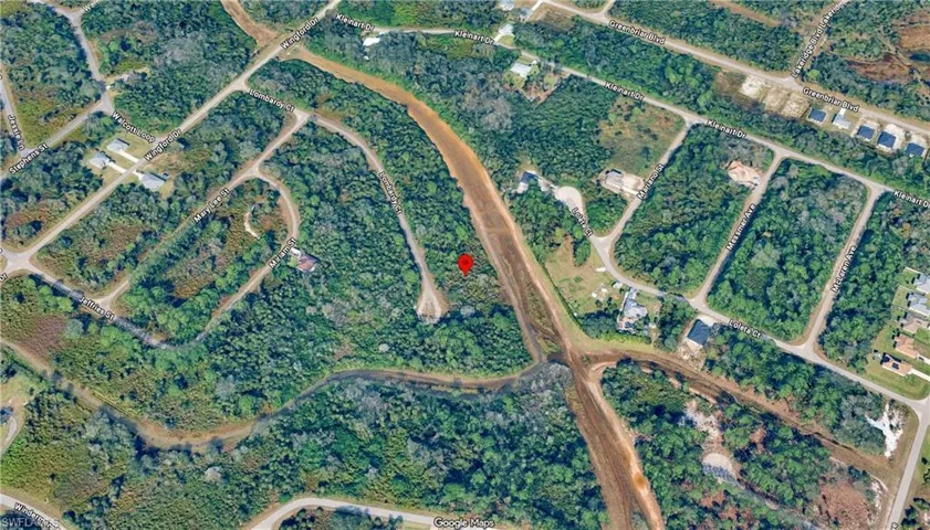620 Lombardy Ct, Lehigh Acres, Florida 33972