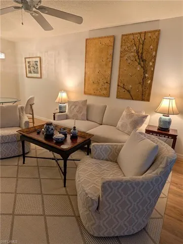 400 Forest Lakes Blvd 106, Naples, Florida 34105