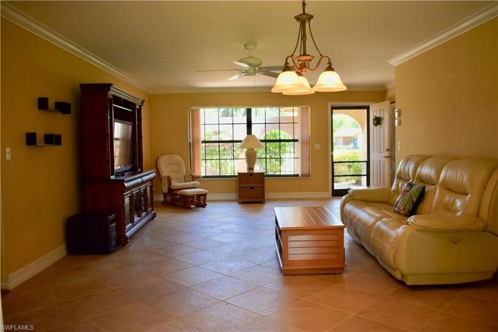 990 Charlemagne BLVD, NAPLES FL 34112