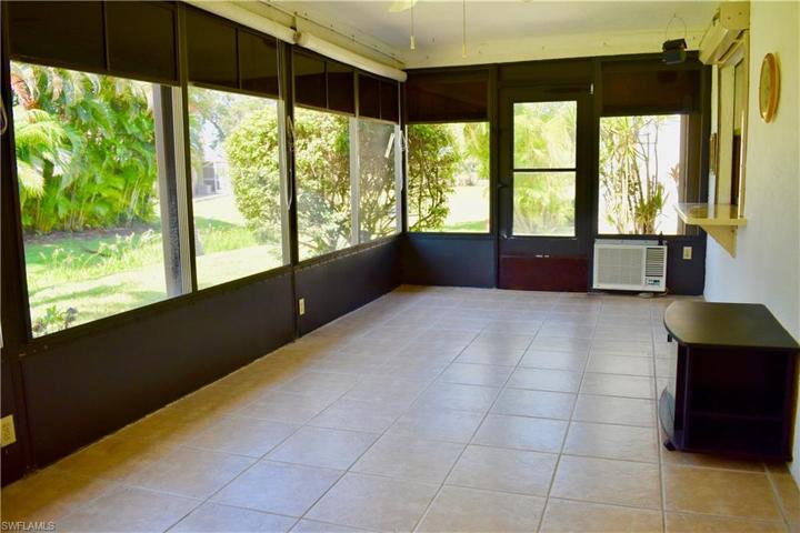 Screened lanai