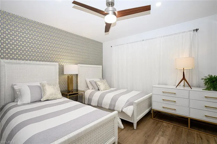 2nd bedroom