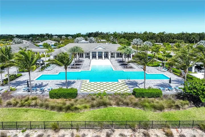 8936 Saint Lucia Dr 101, Naples, Florida 34114
