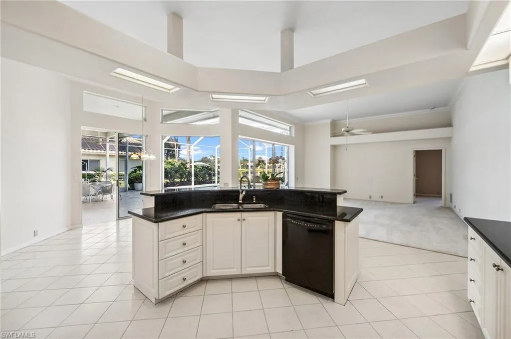 3740 Lakemont DR, Bonita Springs, FL 34134,225014372