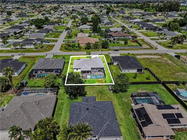 203 Nw 6th Pl, Cape Coral, Florida 33993