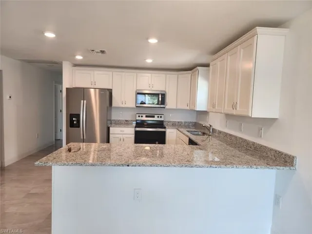 3437 Katherine St, Fort Myers, Florida 33916