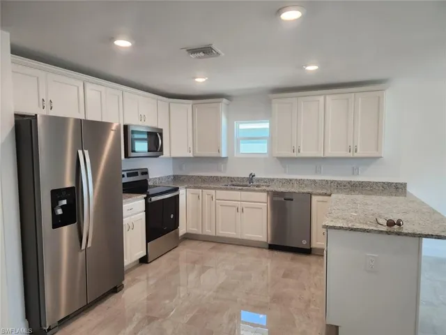 3437 Katherine St, Fort Myers, Florida 33916