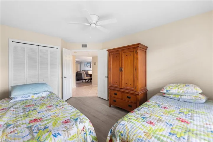 4634 SW 12th  PL, Cape Coral, FL 33914
