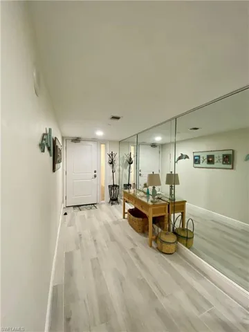 10851 Gulfshore Dr 1001, Naples, Florida 34108
