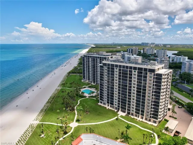10851 Gulfshore Dr 1001, Naples, Florida 34108