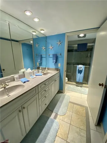 10851 Gulfshore Dr 1001, Naples, Florida 34108