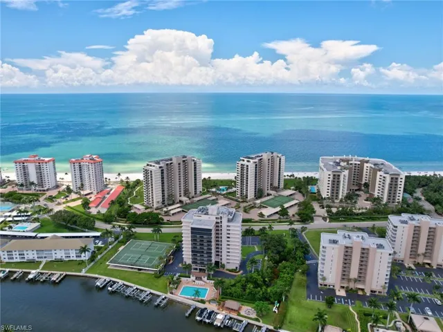 10851 Gulfshore Dr 1001, Naples, Florida 34108