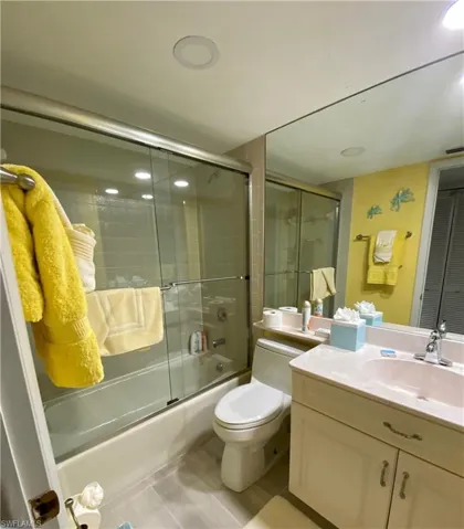 10851 Gulfshore Dr 1001, Naples, Florida 34108