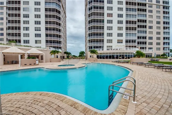 2090 W First St 810, Fort Myers, Florida 33901
