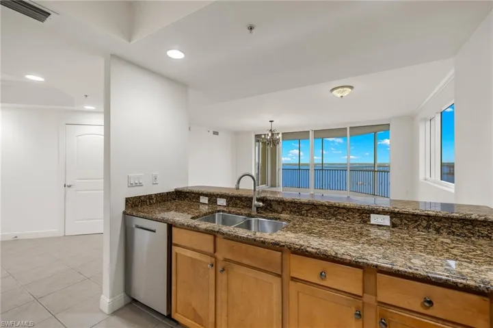 2090 W First St 810, Fort Myers, Florida 33901