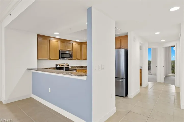 2090 W First St 810, Fort Myers, Florida 33901