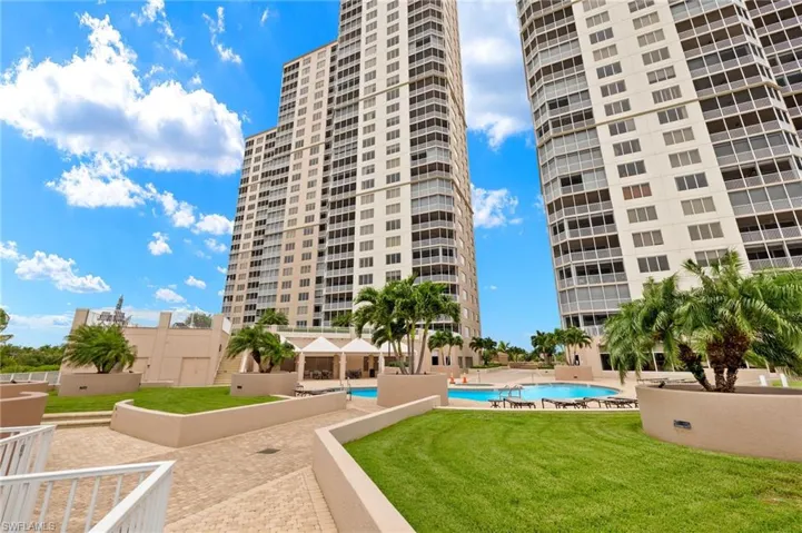 2090 W First St 810, Fort Myers, Florida 33901