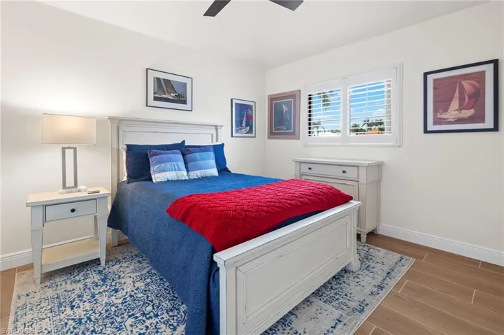 Bedroom with ceiling fan