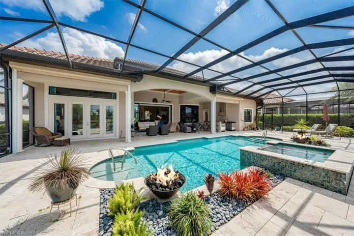 Spacious Lanai Area for Entertaining and Relaxing