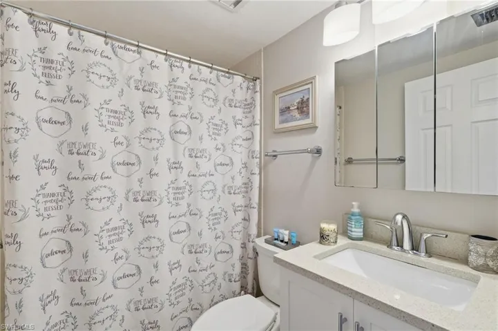 803 River Point Dr 107b, Naples, Florida 34102