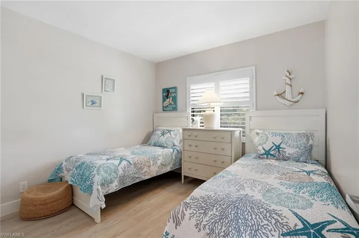803 River Point Dr 107b, Naples, Florida 34102