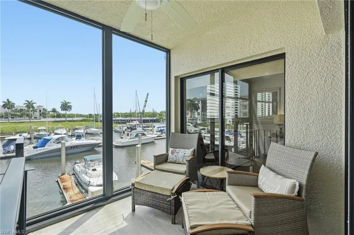 803 River Point Dr 107b, Naples, Florida 34102