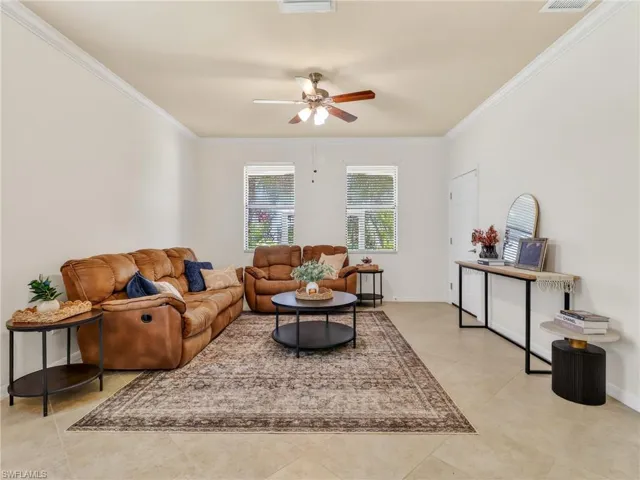2740 Via Piazza Loop, Fort Myers, Florida 33905
