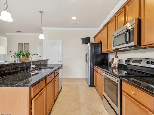 2740 Via Piazza Loop, Fort Myers, Florida 33905