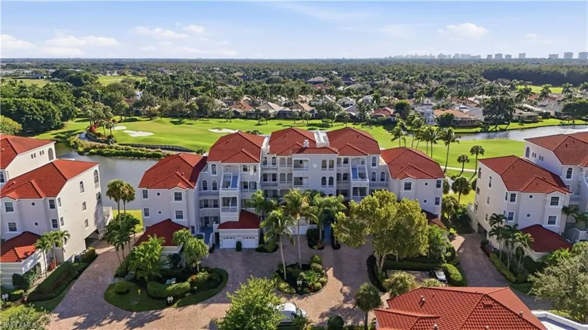 1600 Clermont Dr J-302, Naples, Florida 34109