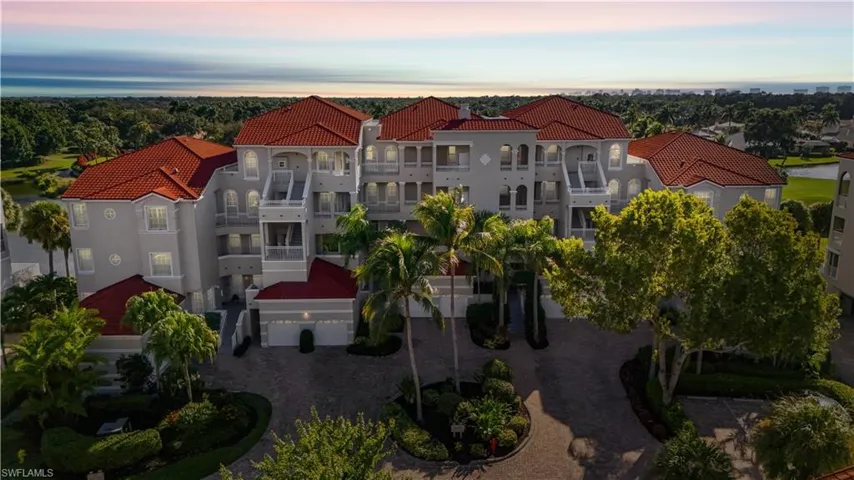 1600 Clermont Dr J-302, Naples, Florida 34109