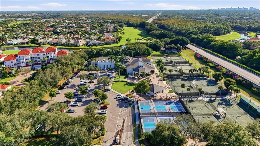 1600 Clermont Dr J-302, Naples, Florida 34109