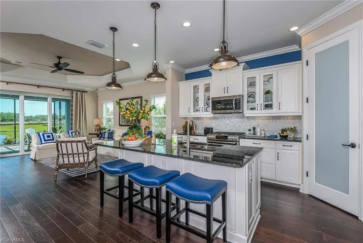 4624 Skysail Dr, Naples, Florida 34120