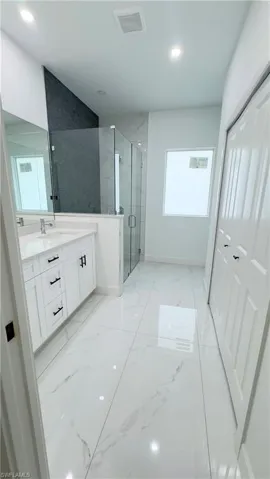 3997  18 SE AVE, Naples, FL 34117