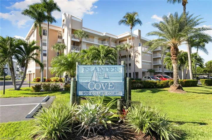 900 Collier Court #106, 24 units in the building