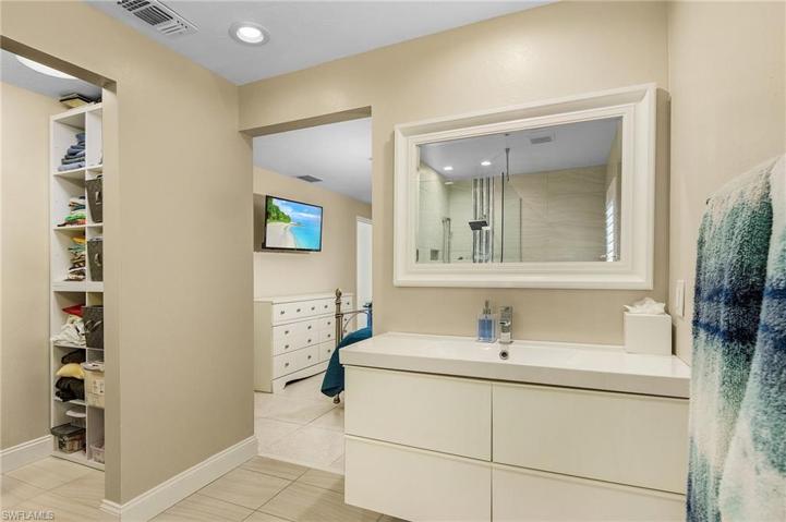 1935 Savona PKWY, CAPE CORAL FL 33904