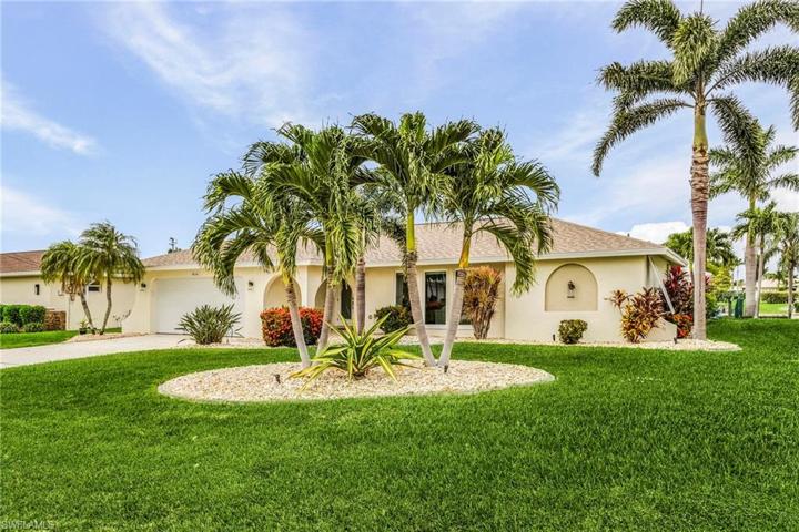 1935 Savona PKWY, CAPE CORAL FL 33904