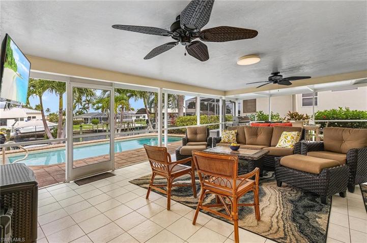 1935 Savona PKWY, CAPE CORAL FL 33904