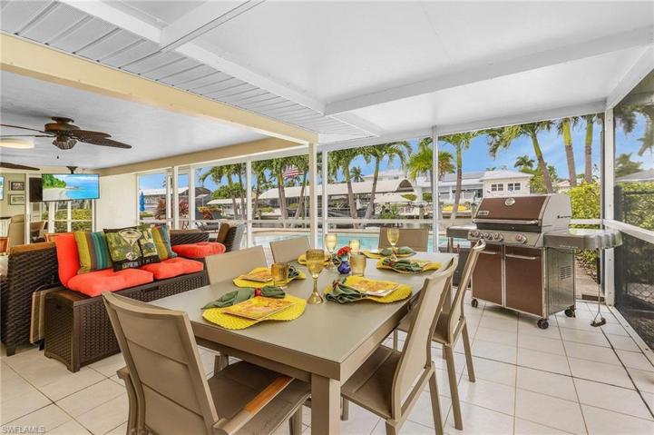 1935 Savona PKWY, CAPE CORAL FL 33904