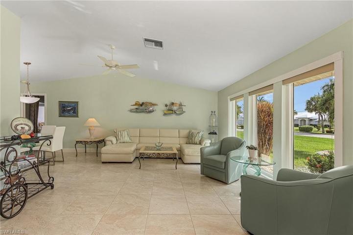 1935 Savona PKWY, CAPE CORAL FL 33904