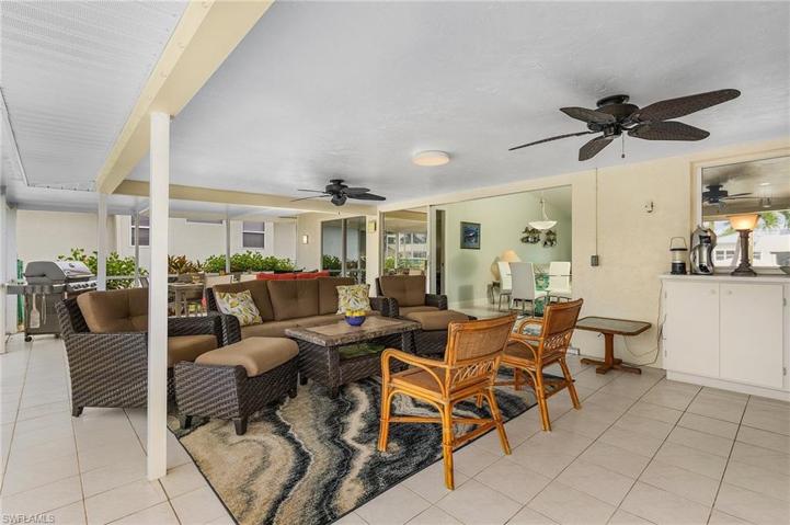 1935 Savona PKWY, CAPE CORAL FL 33904