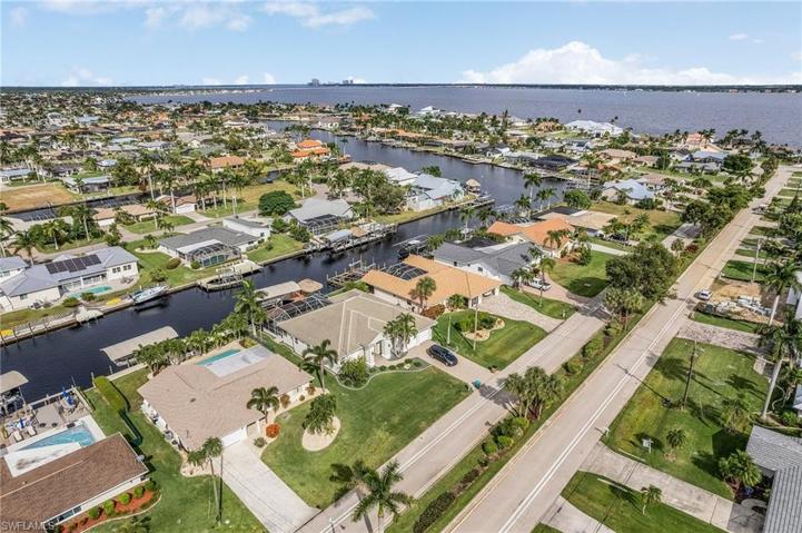 1935 Savona PKWY, CAPE CORAL FL 33904