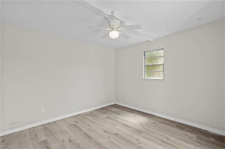Separate space/ building with mini-split A/C for multi-purpose use: Workout room, Study, Studio for art or music, playroom, etc