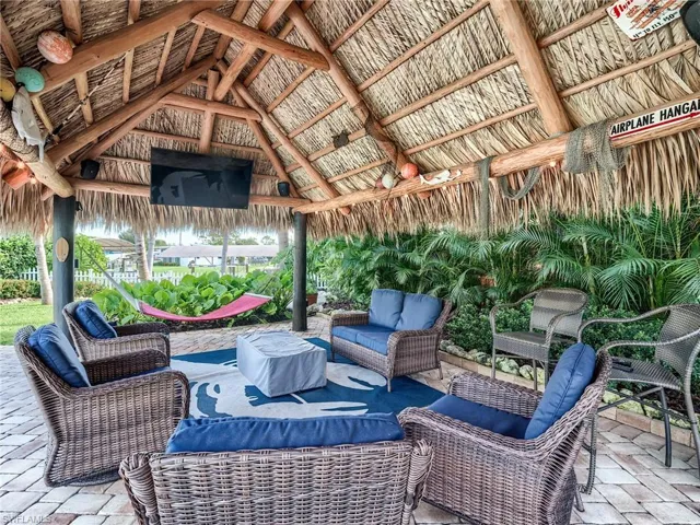 Extra-large Authentic Tiki Hut installed in the Fall of 2021