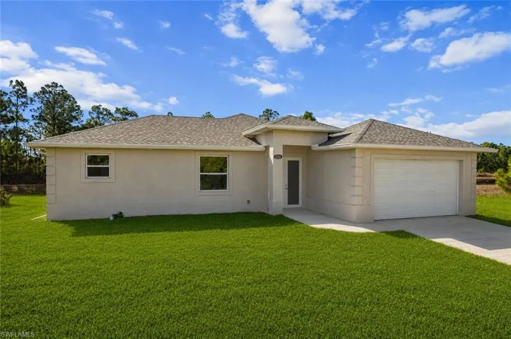 1252 Edna St E, Lehigh Acres, Florida 33974