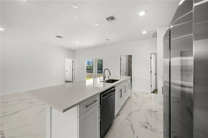 1252 Edna St E, Lehigh Acres, Florida 33974