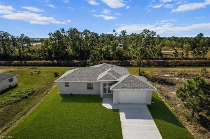 1252 Edna St E, Lehigh Acres, Florida 33974